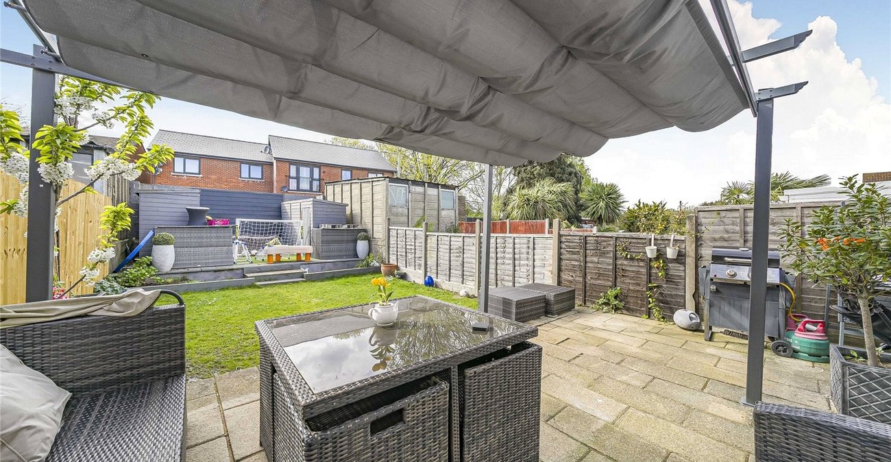 3 bedroom house for sale in Welling | Robinson Jackson