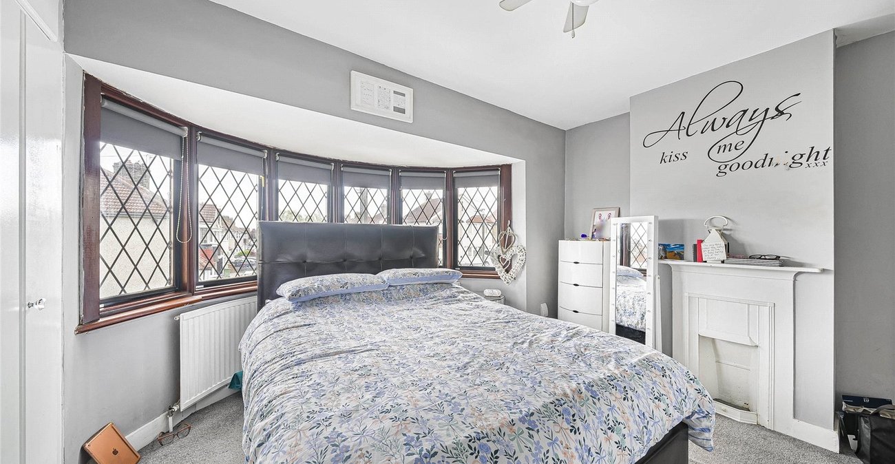 3 bedroom house for sale in Welling | Robinson Jackson