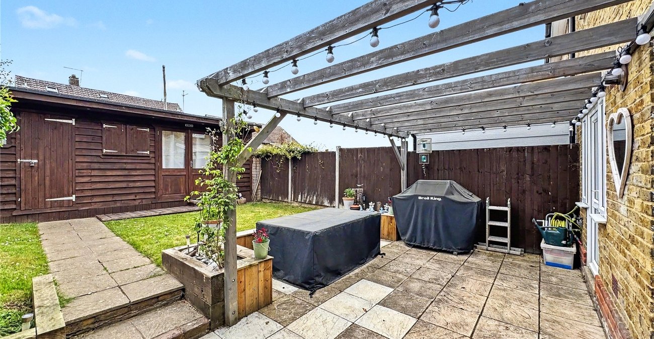 3 bedroom house for sale in Twydall | Robinson Michael & Jackson
