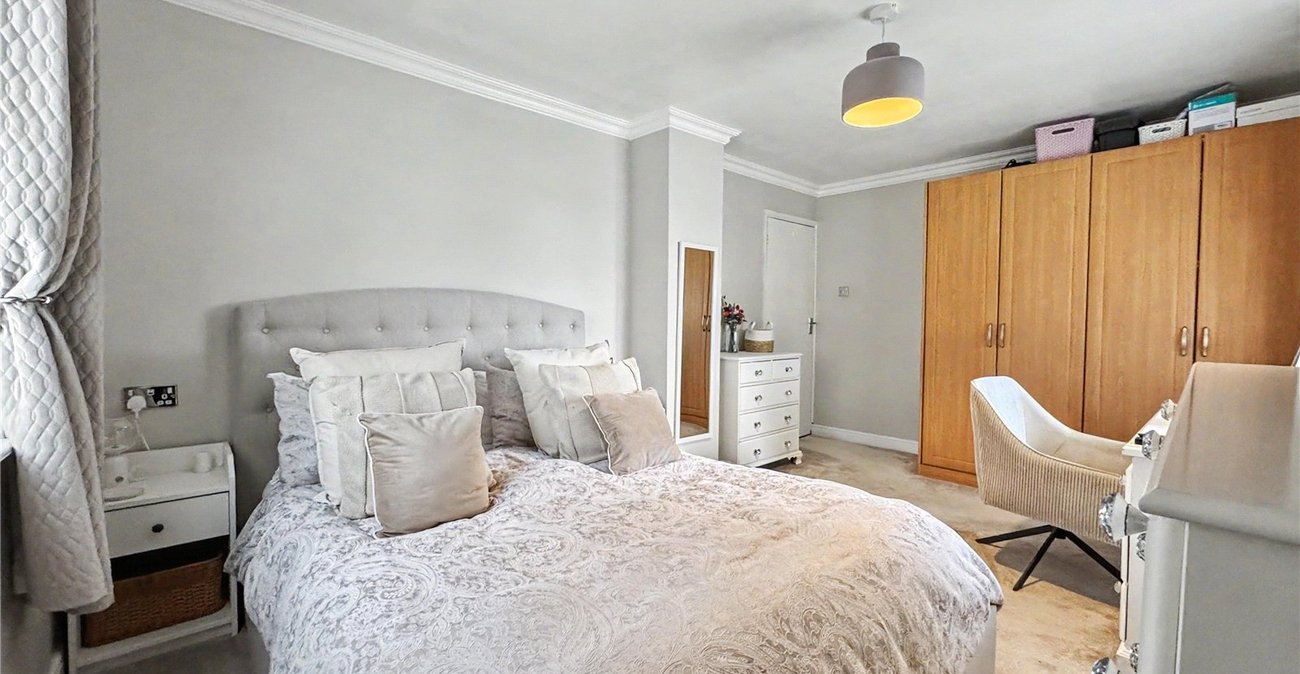 3 bedroom house for sale in Twydall | Robinson Michael & Jackson