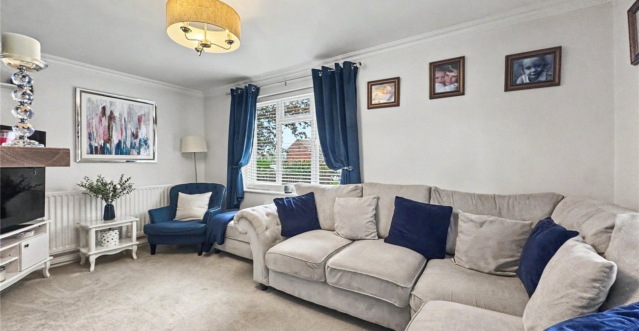 3 bedroom house for sale in Twydall | Robinson Michael & Jackson