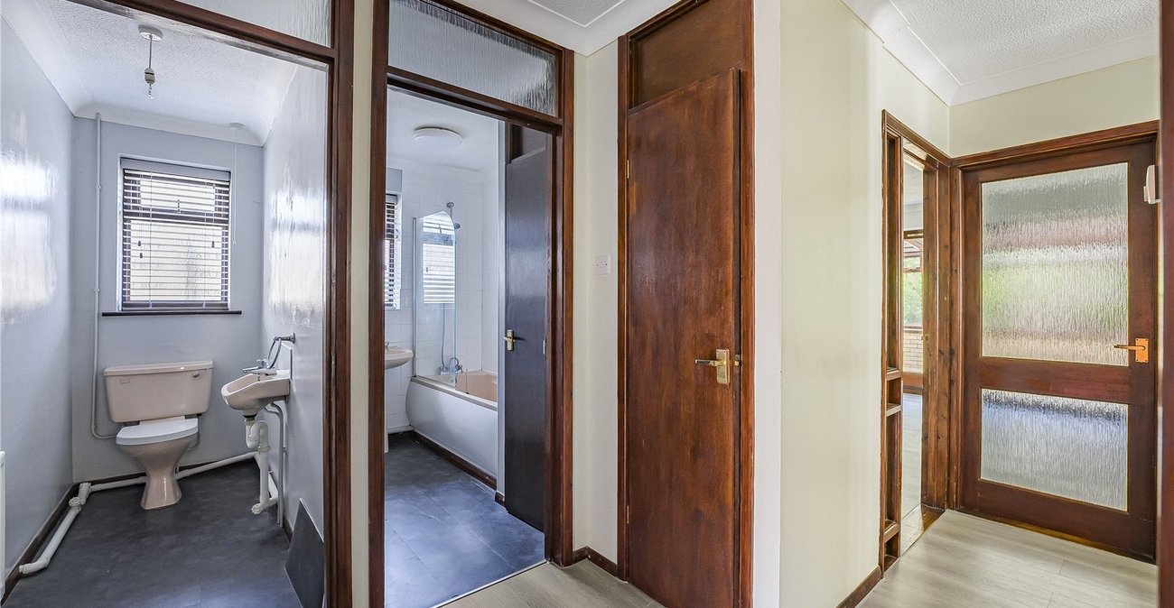 3 bedroom bungalow for sale in Gillingham | Robinson Michael & Jackson