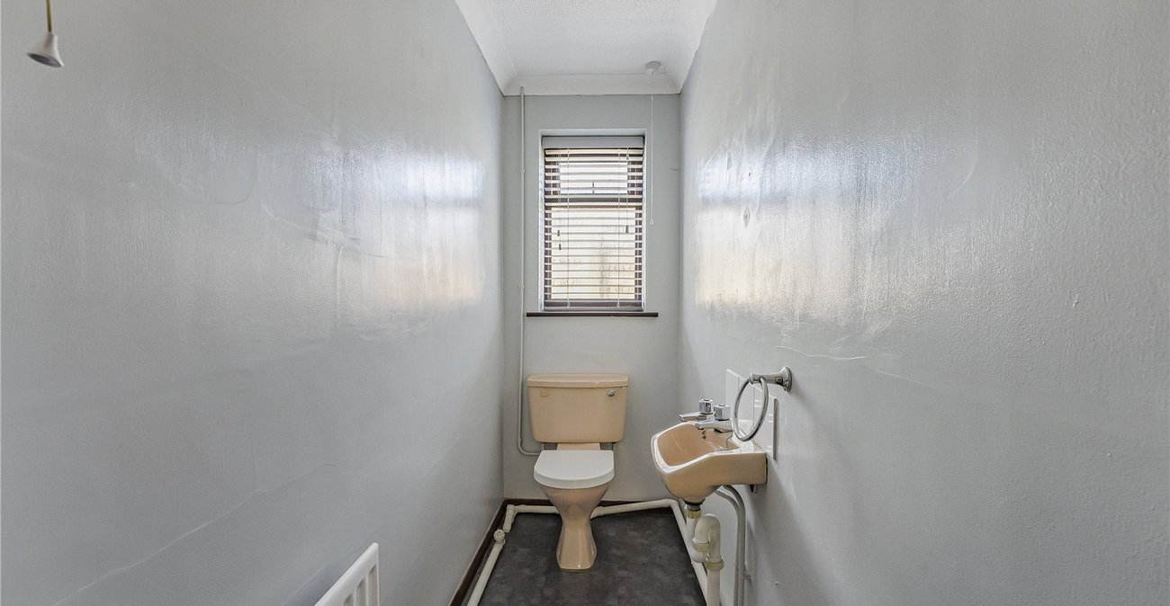 3 bedroom bungalow for sale in Gillingham | Robinson Michael & Jackson