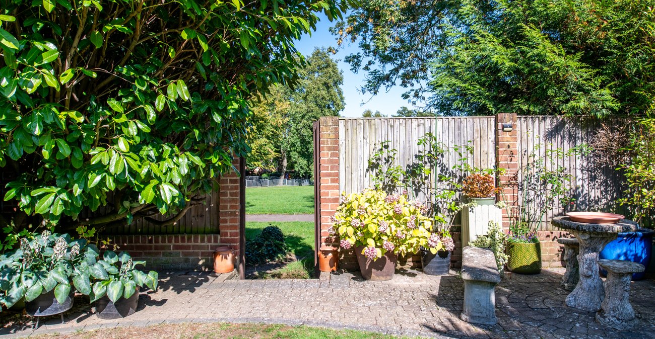 3 bedroom house for sale in Wigmore | Robinson Michael & Jackson