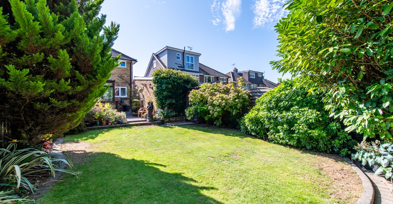 3 bedroom house for sale in Wigmore | Robinson Michael & Jackson