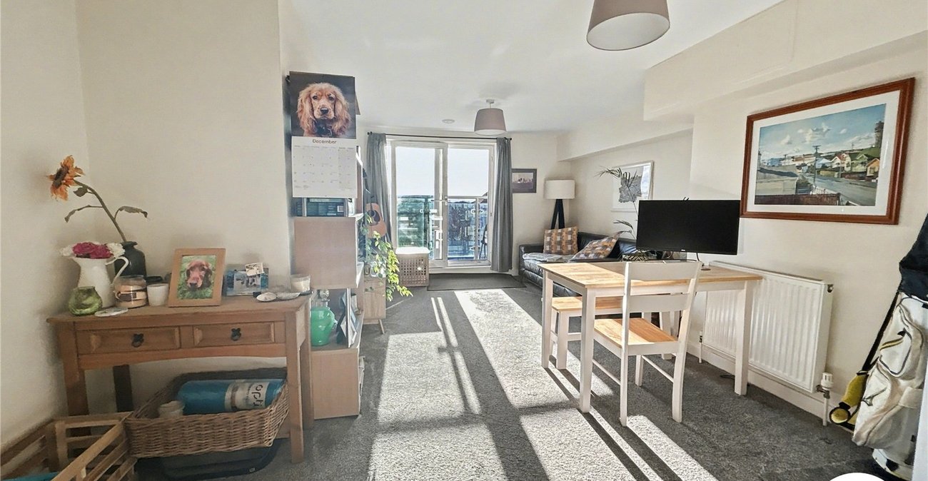 1 bedroom property for sale in  | Robinson Jackson