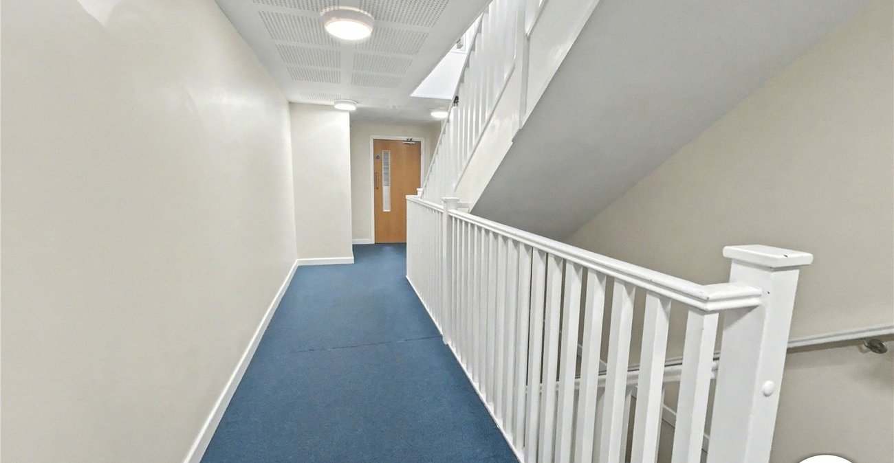 1 bedroom property for sale in  | Robinson Jackson