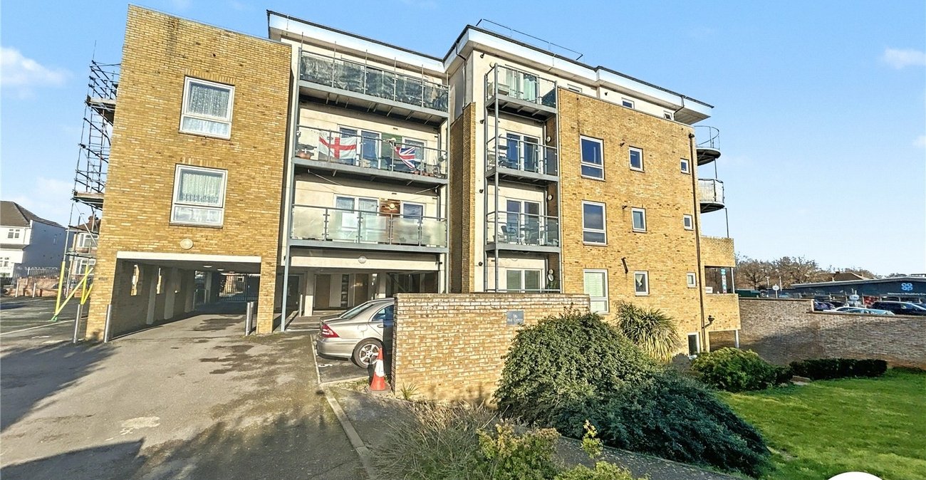 1 bedroom property for sale in  | Robinson Jackson