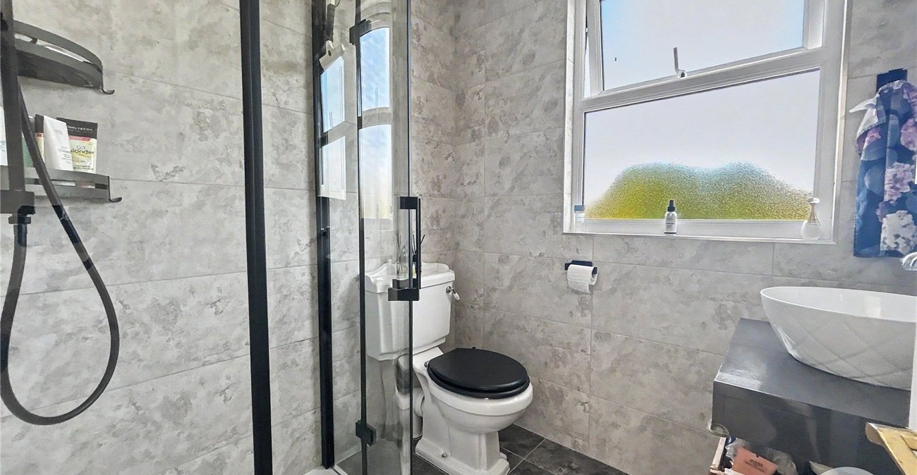 4 bedroom house for sale in Sidcup | Robinson Jackson