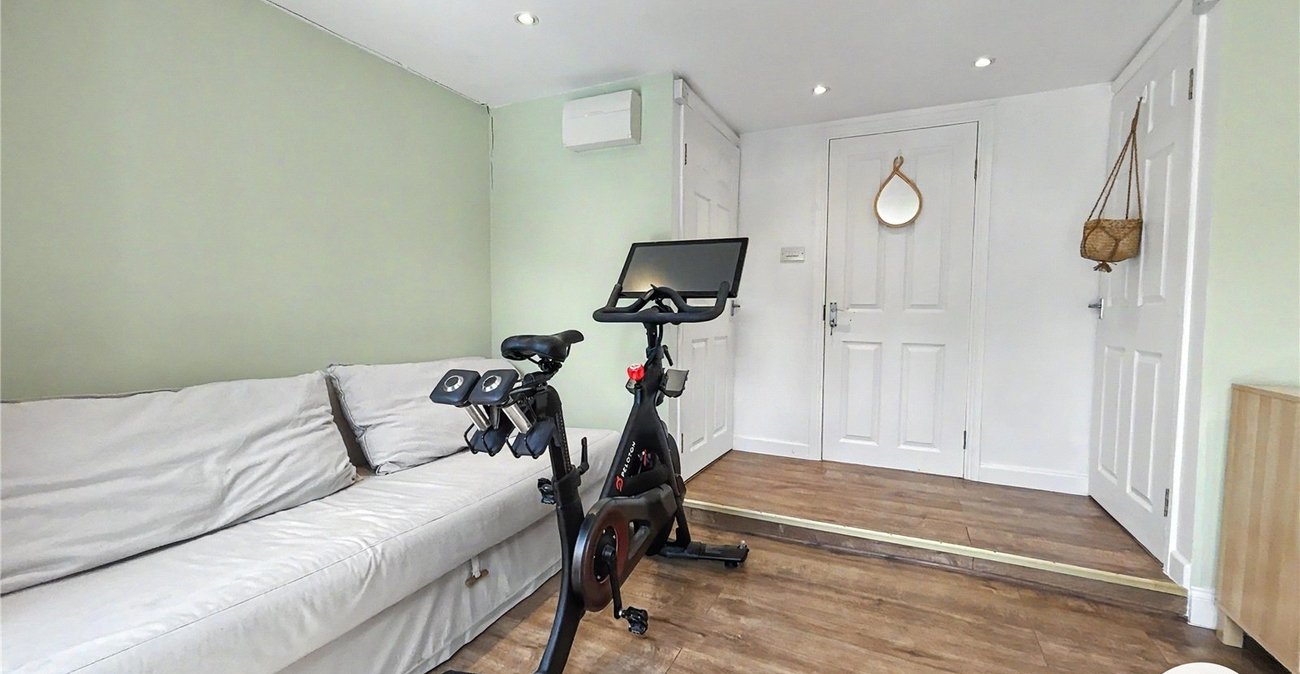 4 bedroom house for sale in Sidcup | Robinson Jackson