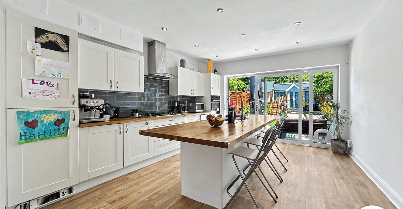 4 bedroom house for sale in Sidcup | Robinson Jackson