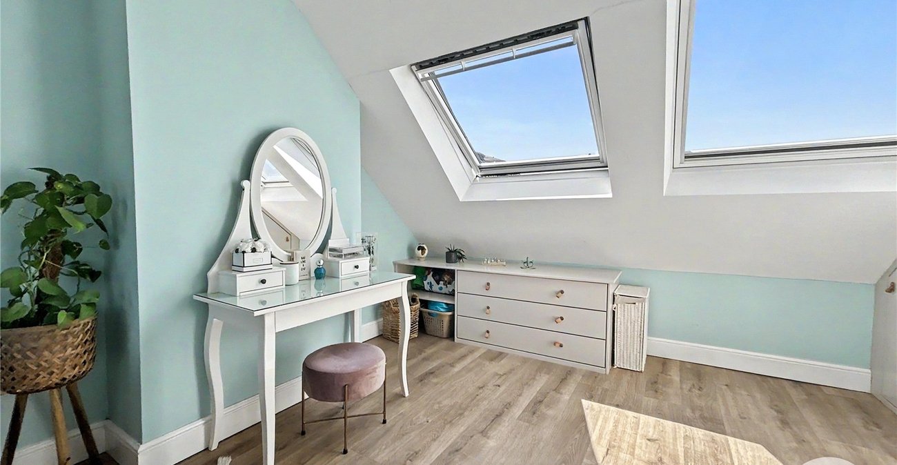 4 bedroom house for sale in Sidcup | Robinson Jackson
