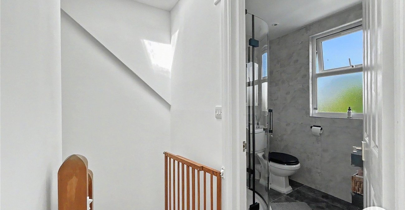 4 bedroom house for sale in Sidcup | Robinson Jackson