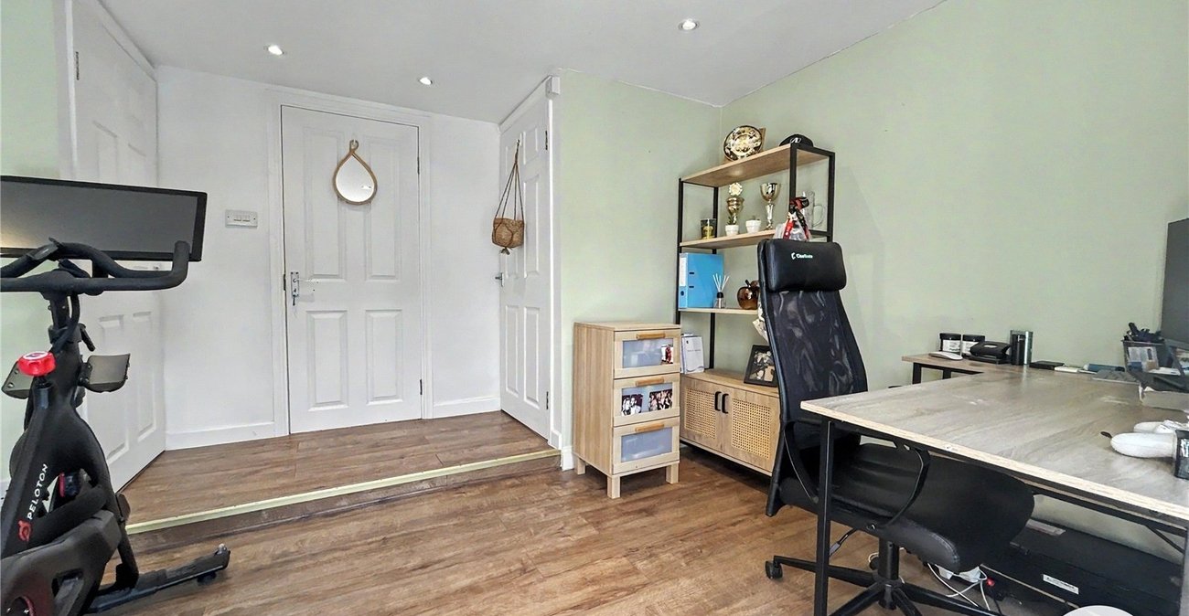 4 bedroom house for sale in Sidcup | Robinson Jackson
