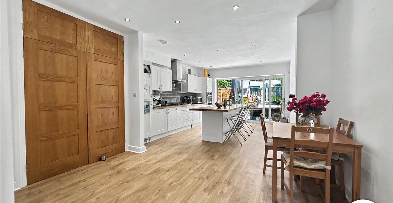 4 bedroom house for sale in Sidcup | Robinson Jackson