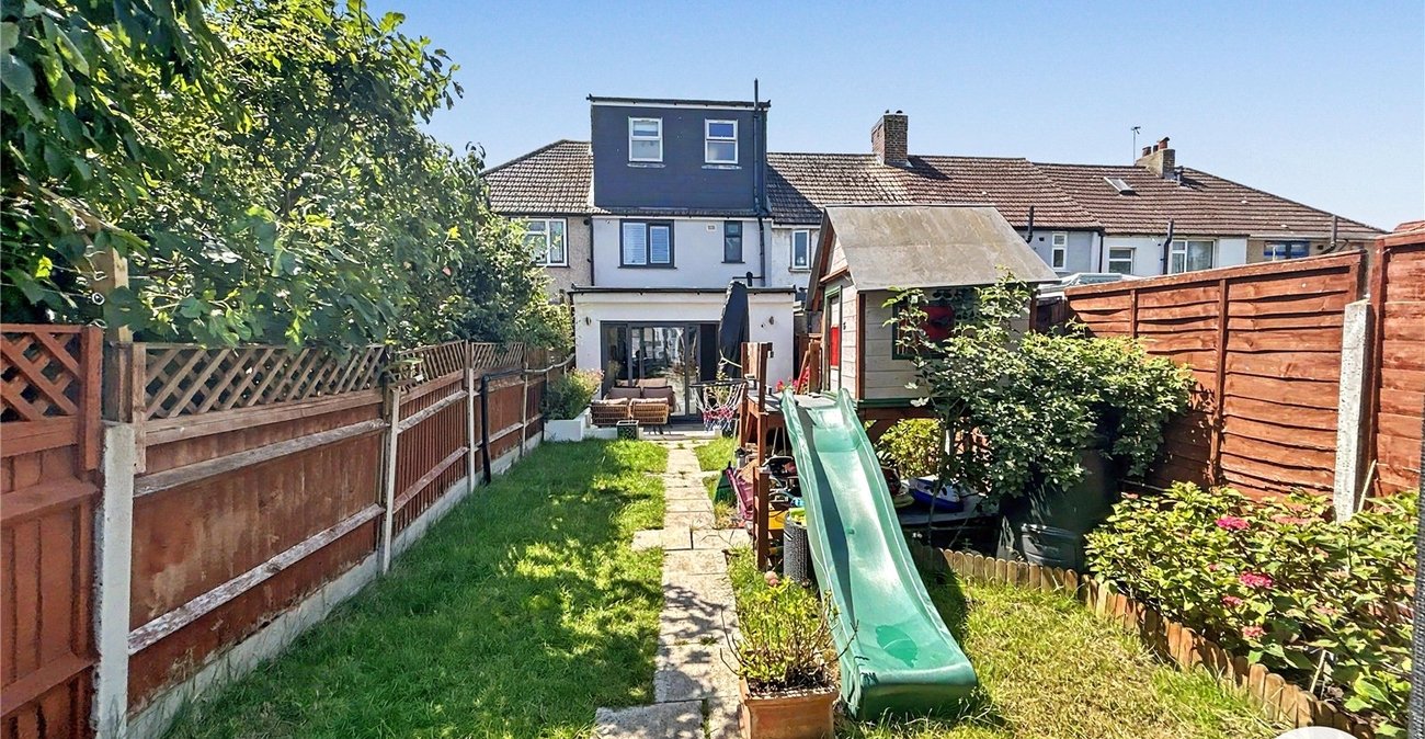 4 bedroom house for sale in Sidcup | Robinson Jackson