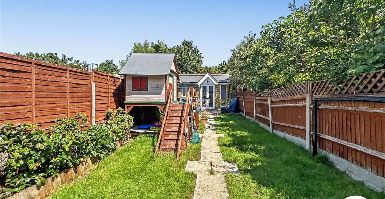 4 bedroom house for sale in Sidcup | Robinson Jackson