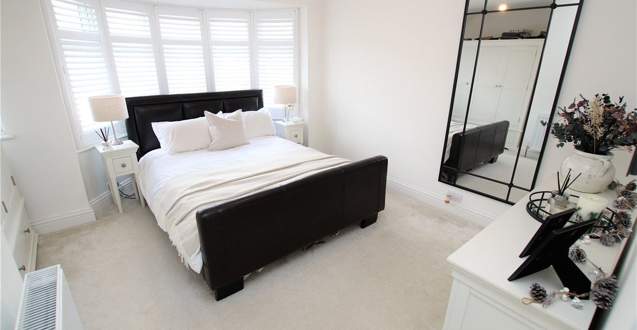 2 bedroom house for sale in Sidcup | Robinson Jackson