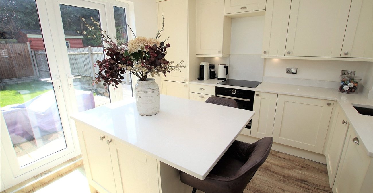 2 bedroom house for sale in Sidcup | Robinson Jackson