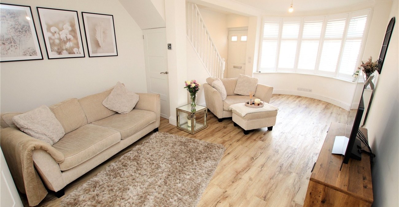 2 bedroom house for sale in Sidcup | Robinson Jackson