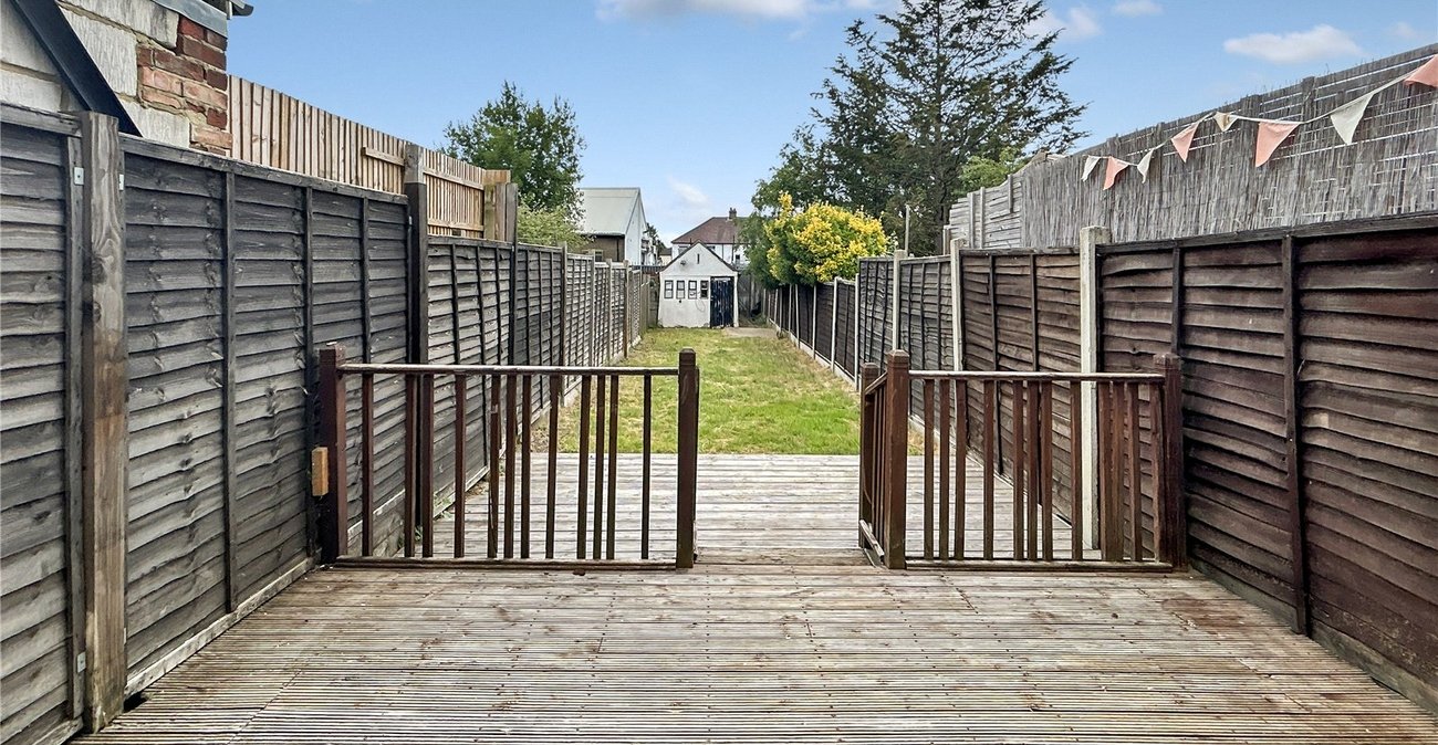 2 bedroom house for sale in Sidcup | Robinson Jackson