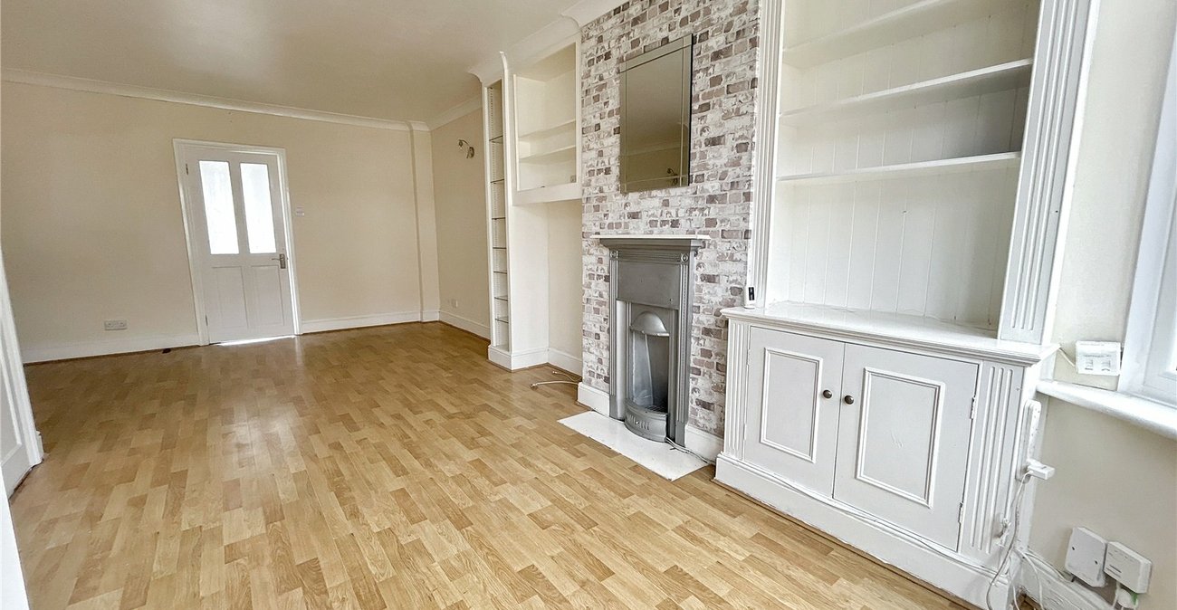 2 bedroom house for sale in Sidcup | Robinson Jackson