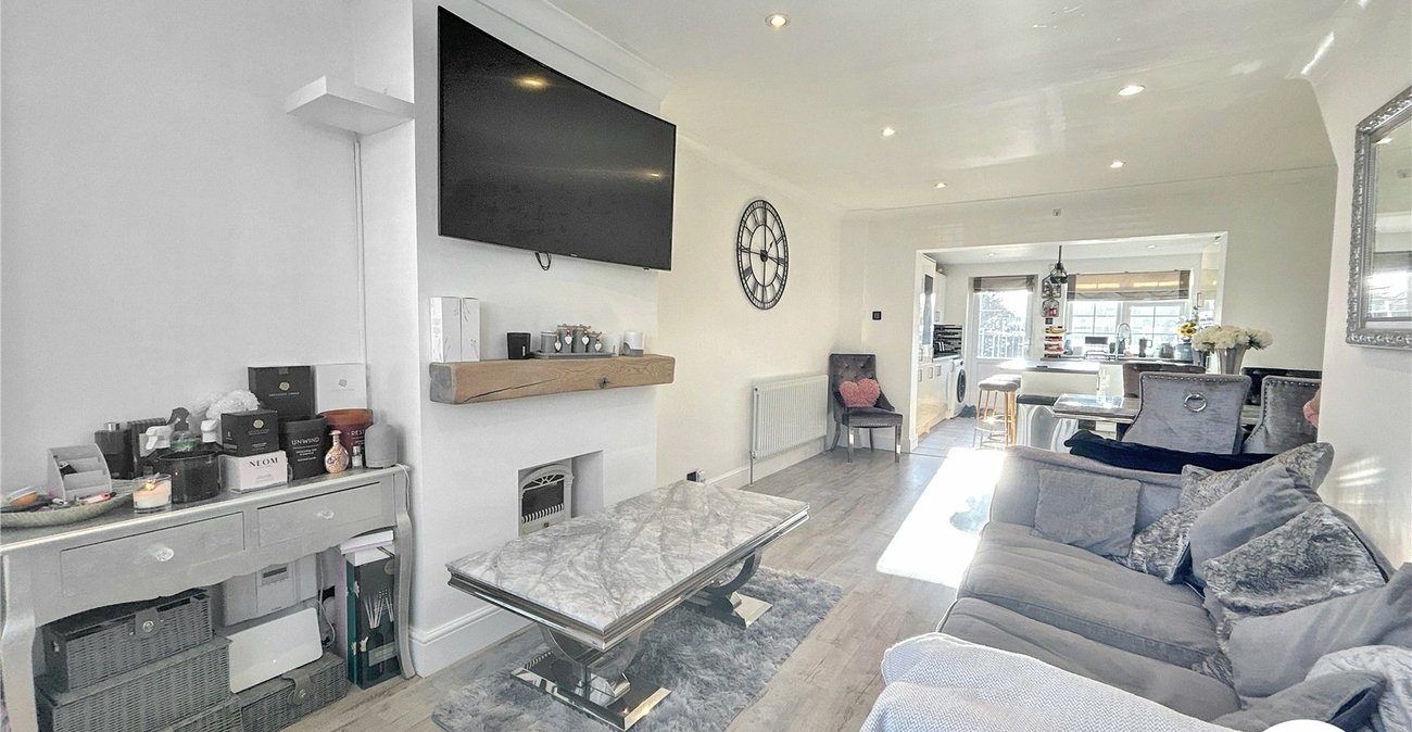 2 bedroom house for sale in Sidcup | Robinson Jackson