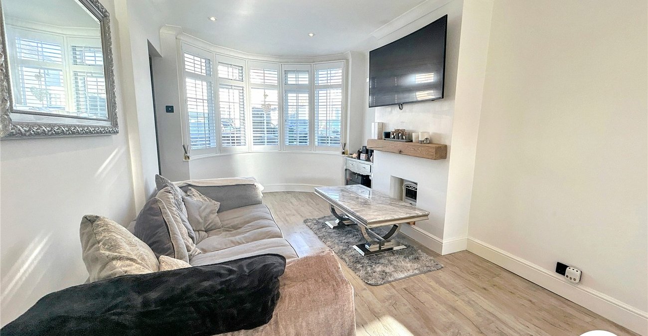 2 bedroom house for sale in Sidcup | Robinson Jackson