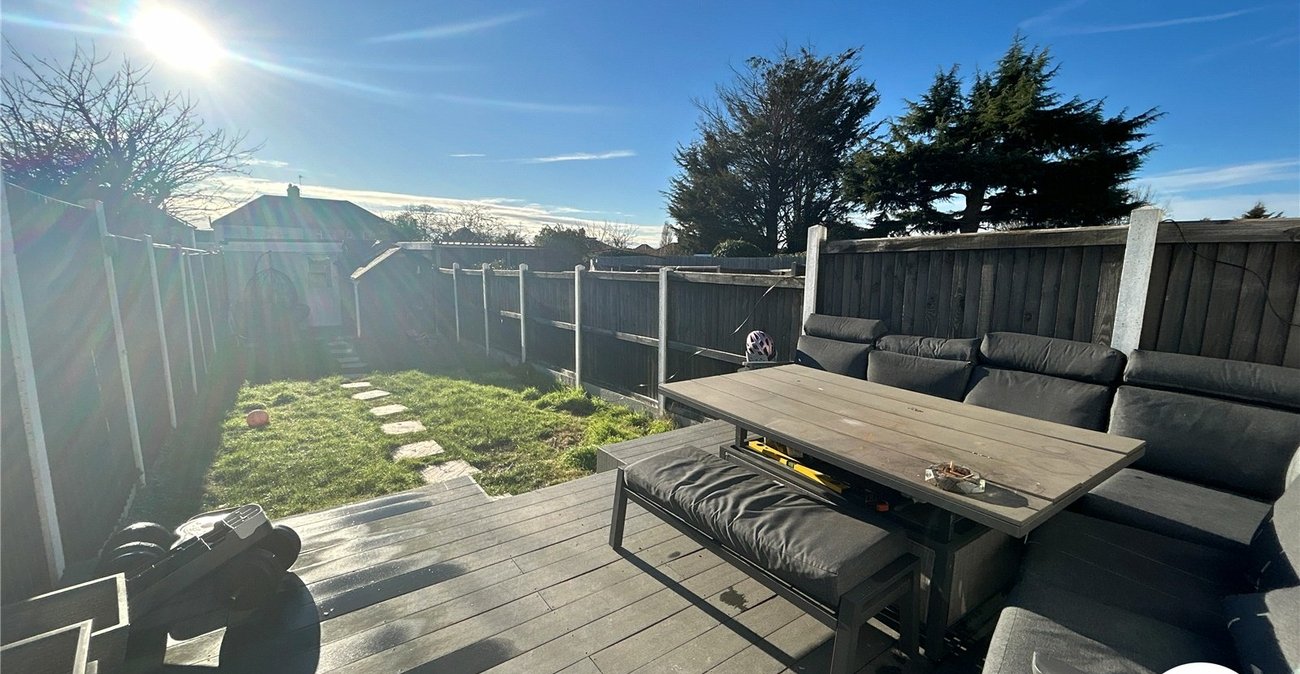 2 bedroom house for sale in Sidcup | Robinson Jackson