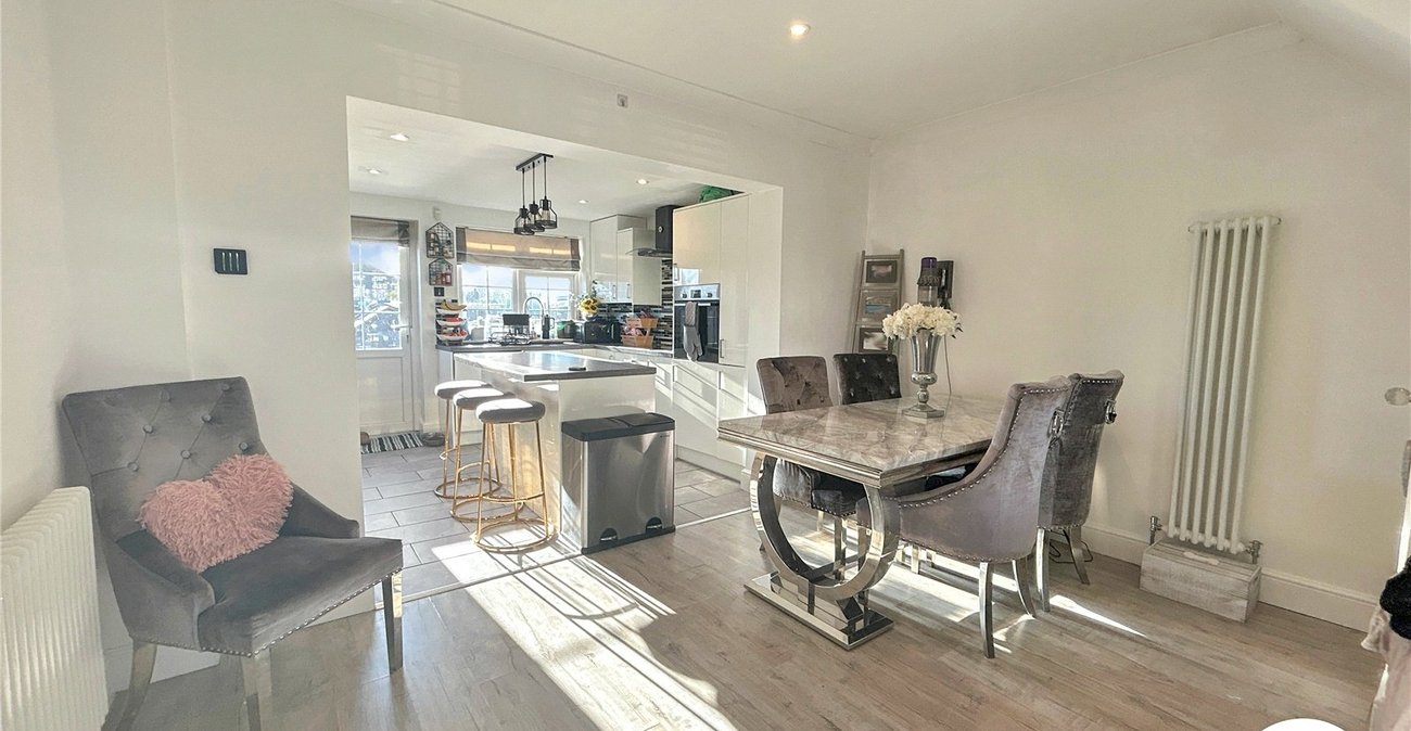 2 bedroom house for sale in Sidcup | Robinson Jackson