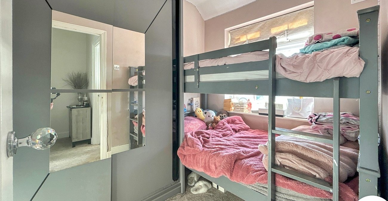 2 bedroom house for sale in Sidcup | Robinson Jackson