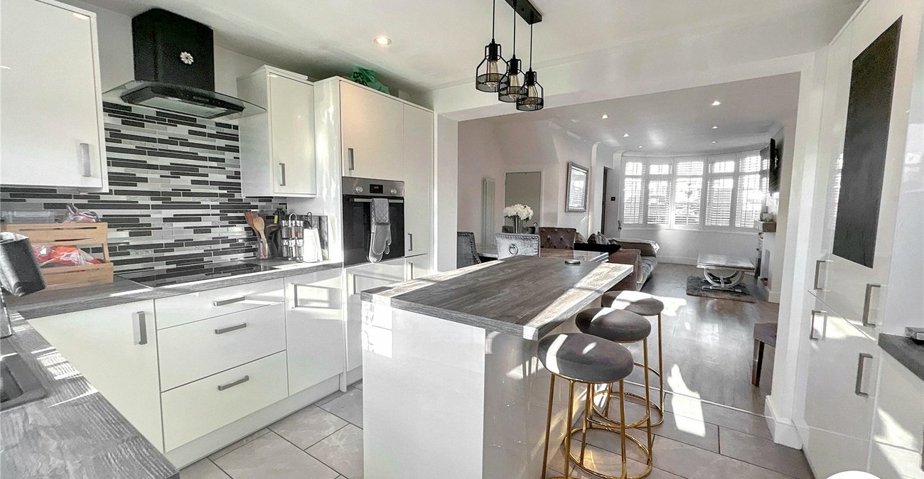 2 bedroom house for sale in Sidcup | Robinson Jackson