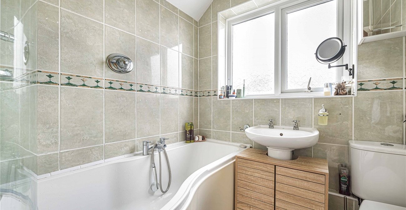 3 bedroom house for sale in Strood | Robinson Michael & Jackson