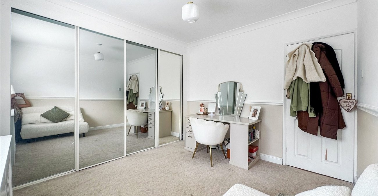 2 bedroom house for sale in Twydall | Robinson Michael & Jackson