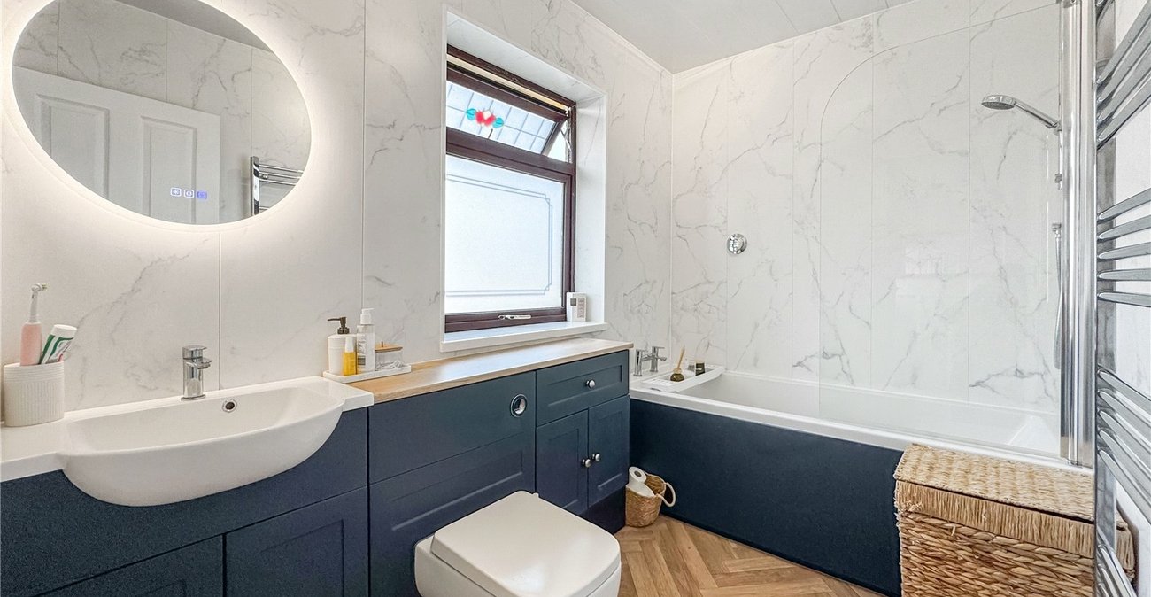 2 bedroom house for sale in Twydall | Robinson Michael & Jackson