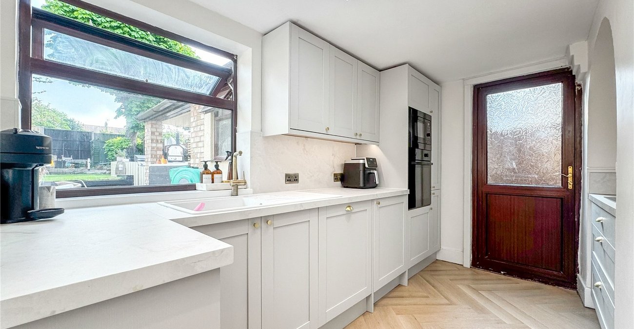 2 bedroom house for sale in Twydall | Robinson Michael & Jackson