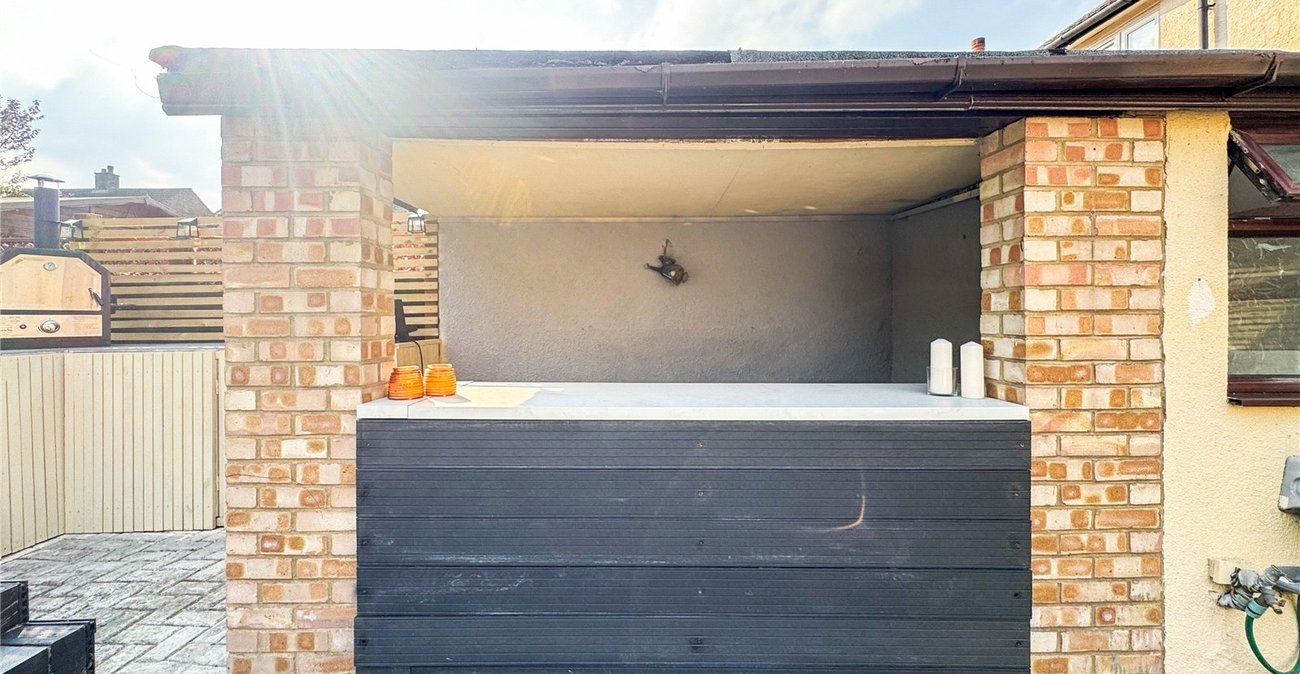 2 bedroom house for sale in Twydall | Robinson Michael & Jackson