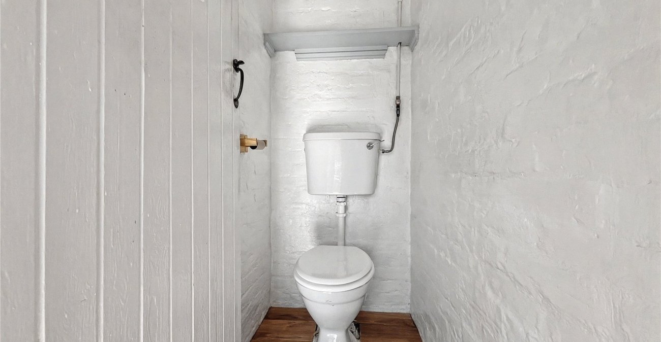 3 bedroom house for sale in Twydall | Robinson Michael & Jackson