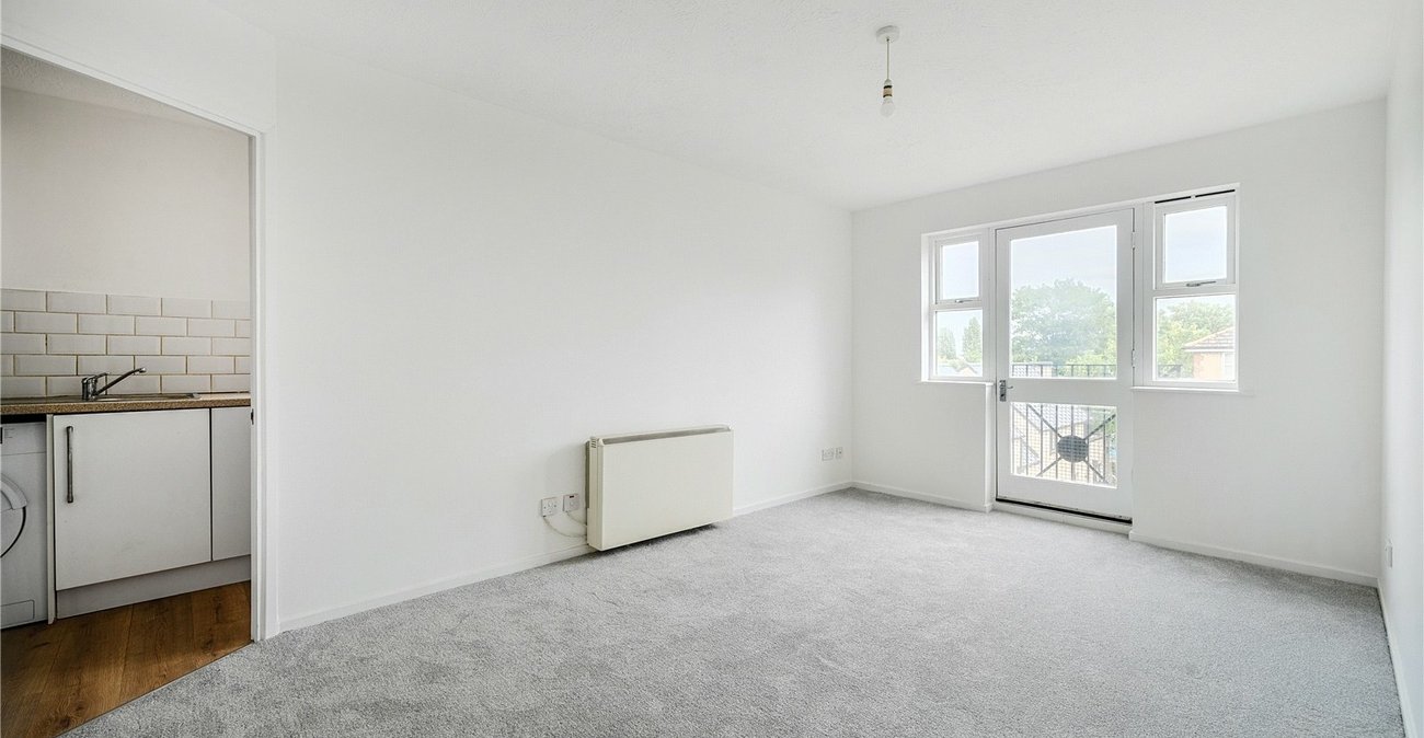 2 bedroom property for sale in Silverdale | Robinson Jackson