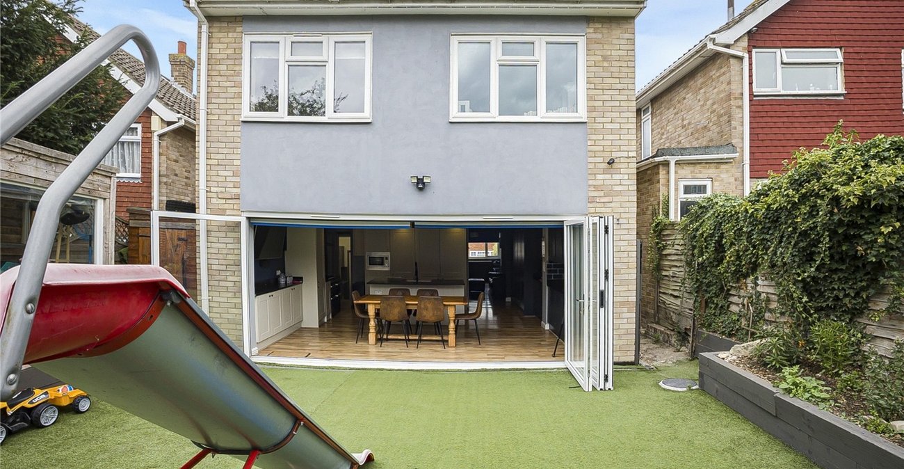 4 bedroom house for sale in Hextable | Robinson Jackson