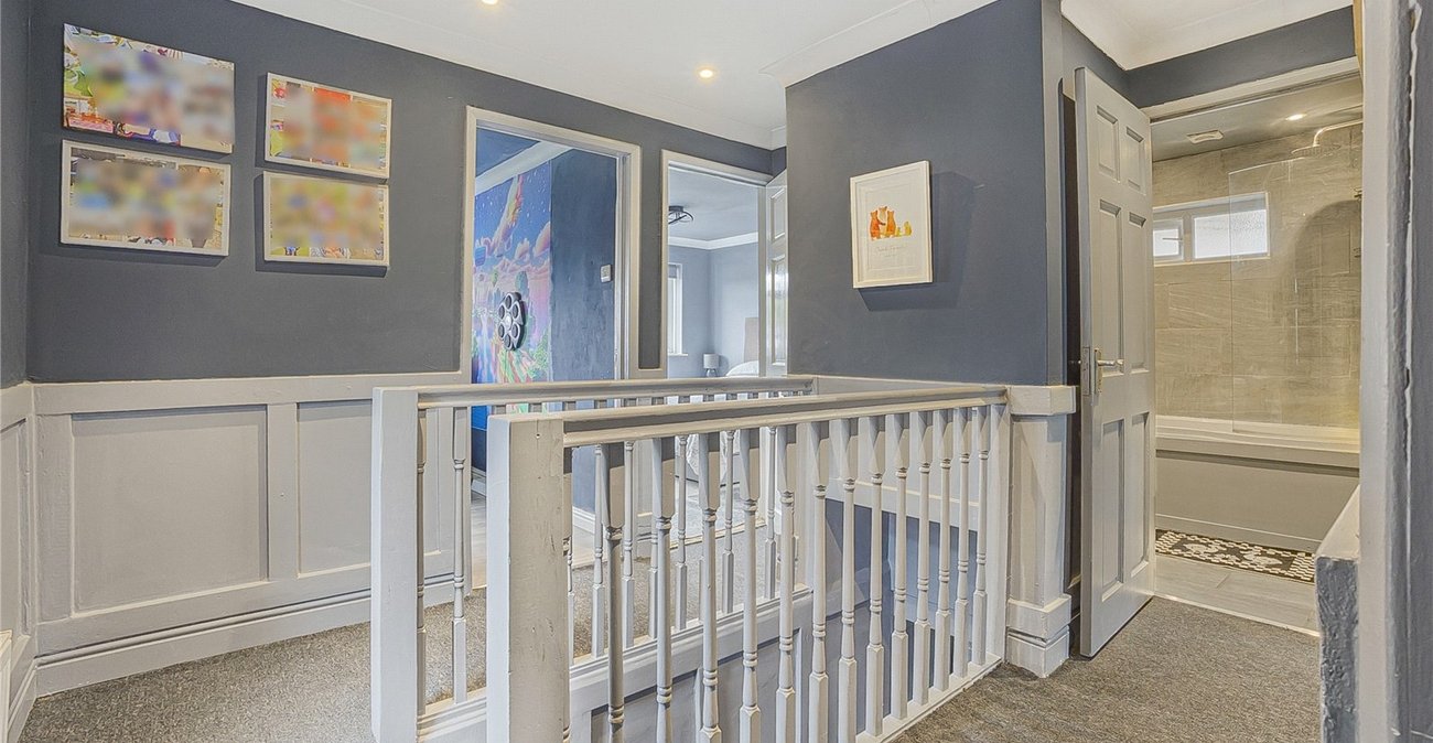 4 bedroom house for sale in Hextable | Robinson Jackson