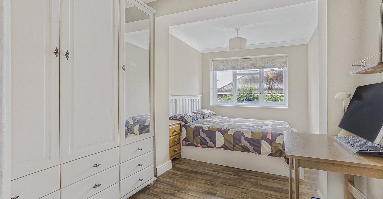4 bedroom house for sale in Hextable | Robinson Jackson