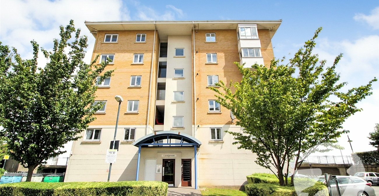 2 bedroom property for sale in Erith | Robinson Jackson