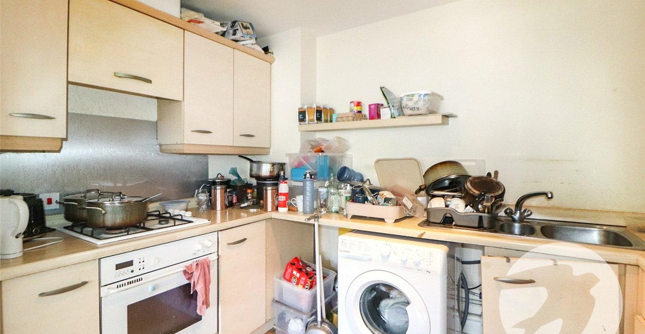 2 bedroom property for sale in Erith | Robinson Jackson