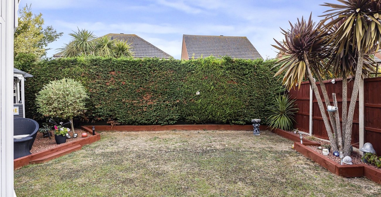 4 bedroom house for sale in High Halstow | Robinson Michael & Jackson
