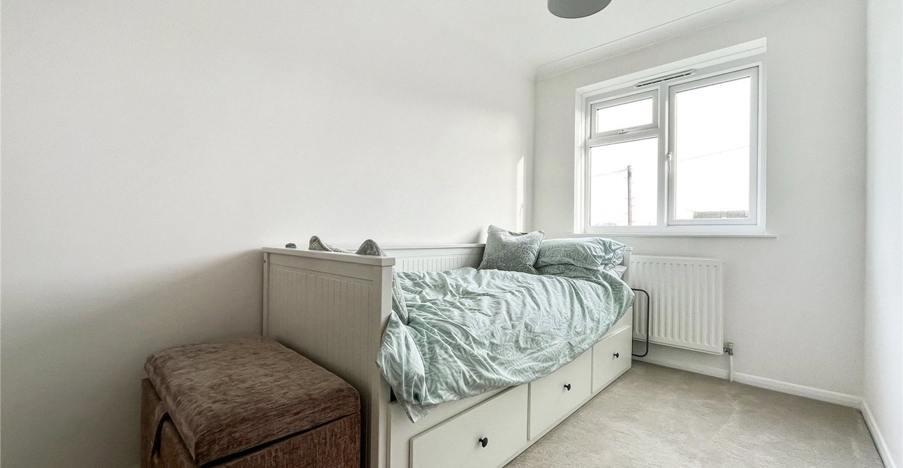 3 bedroom house for sale in Rainham | Robinson Michael & Jackson