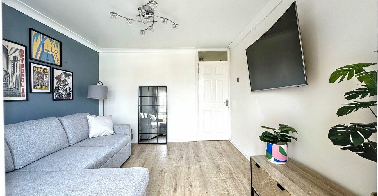 4 bedroom property for sale in Rainham | Robinson Michael & Jackson