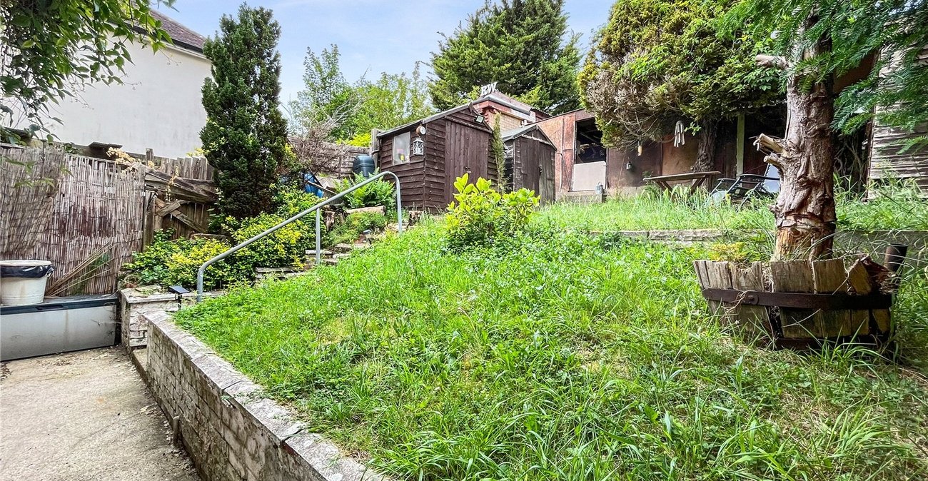 2 bedroom house for sale in Davis Estate | Robinson Michael & Jackson
