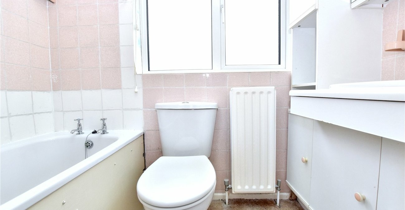 2 bedroom house for sale in Bexleyheath | Robinson Jackson