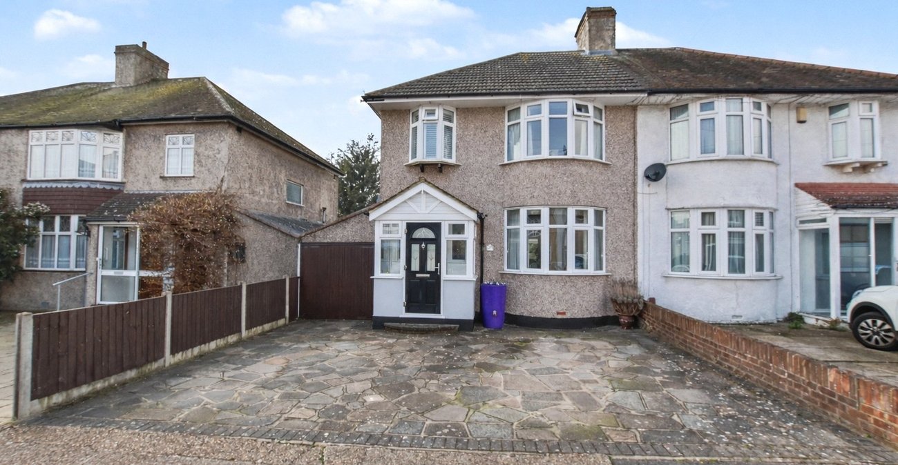 3 bedroom house for sale in Bexleyheath | Robinson Jackson